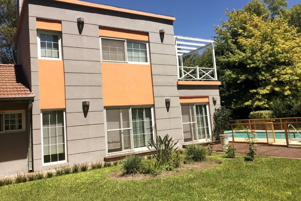 La Naturaleza De Parque Leloir En Familia Villa Leloir エクステリア 写真