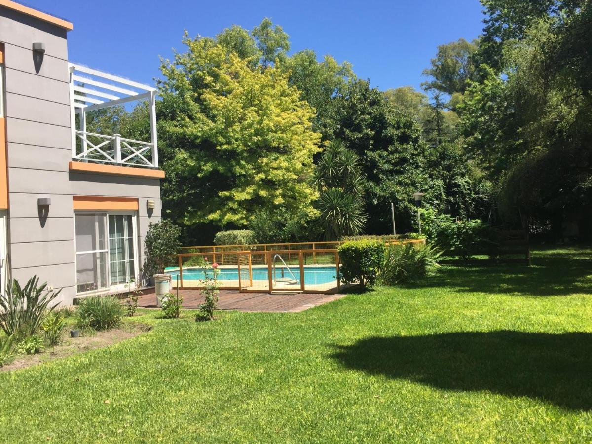 La Naturaleza De Parque Leloir En Familia Villa Leloir エクステリア 写真